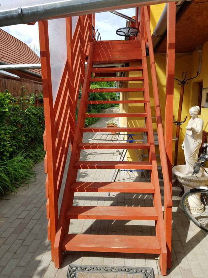 Csaladi Haz Apartment บูดาเปสต์ ภายนอก รูปภาพ